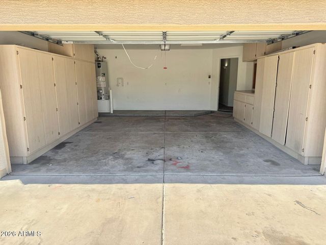 2106 W Alta Vista Road, Phoenix, AZ 85041