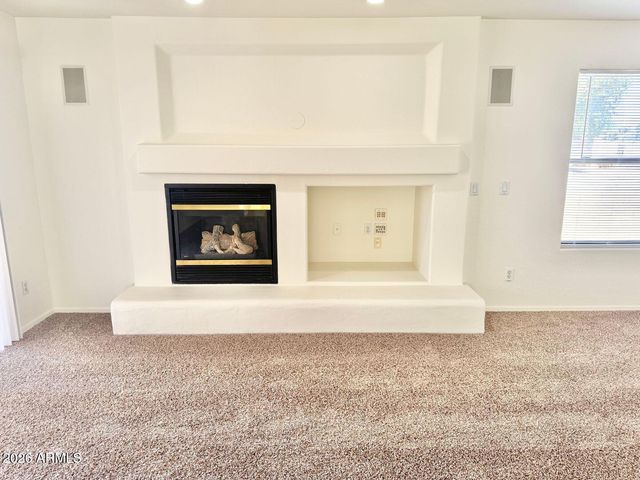 2106 W Alta Vista Road, Phoenix, AZ 85041
