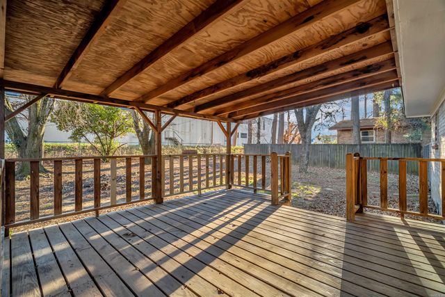 104 Arthur Street, Morrilton, AR 72110