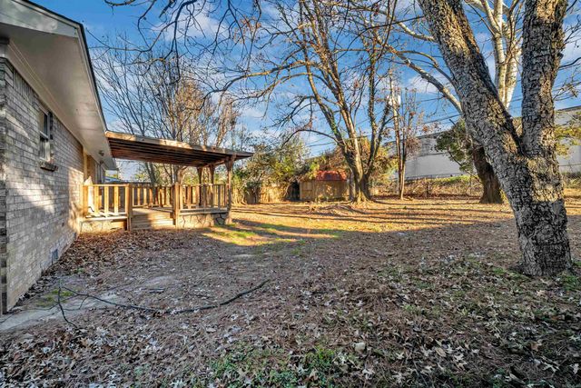 104 Arthur Street, Morrilton, AR 72110