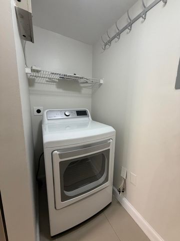 5031 Wiles Road 203, Coconut Creek, FL 33073