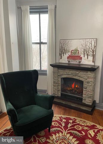 73 W MAIN ST, New Market, MD 21774