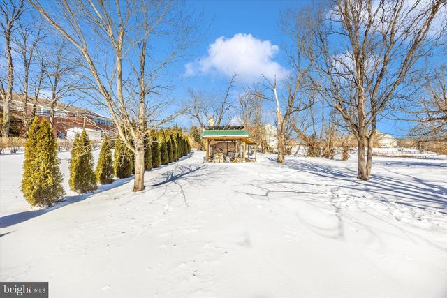 73 W MAIN ST, New Market, MD 21774