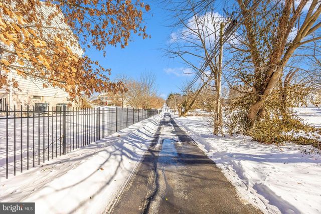 73 W MAIN ST, New Market, MD 21774