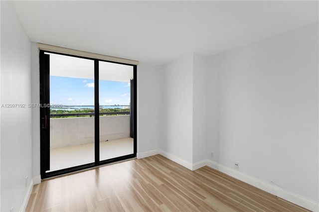 2555 Collins Avenue 2406, Miami Beach, FL 33140