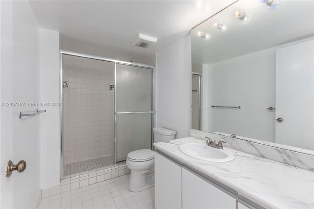 2555 Collins Avenue 2406, Miami Beach, FL 33140