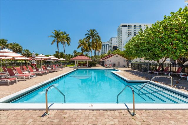 2555 Collins Avenue 2406, Miami Beach, FL 33140