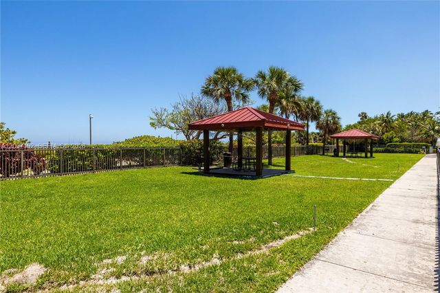 2555 Collins Avenue 2406, Miami Beach, FL 33140
