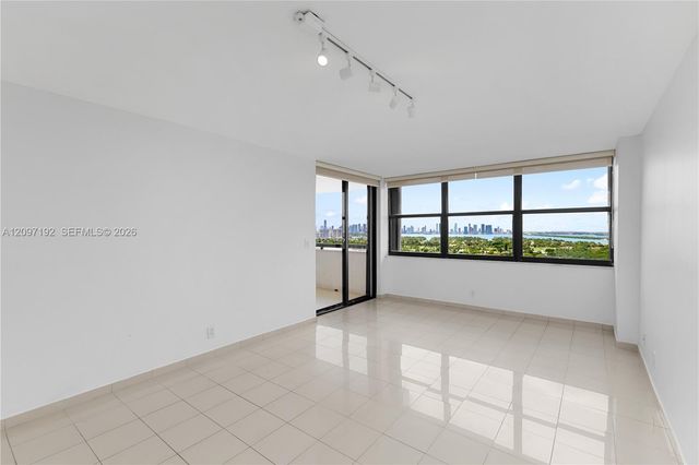 2555 Collins Avenue 2406, Miami Beach, FL 33140