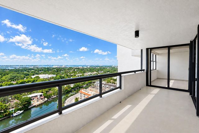 2555 Collins Avenue 2406, Miami Beach, FL 33140