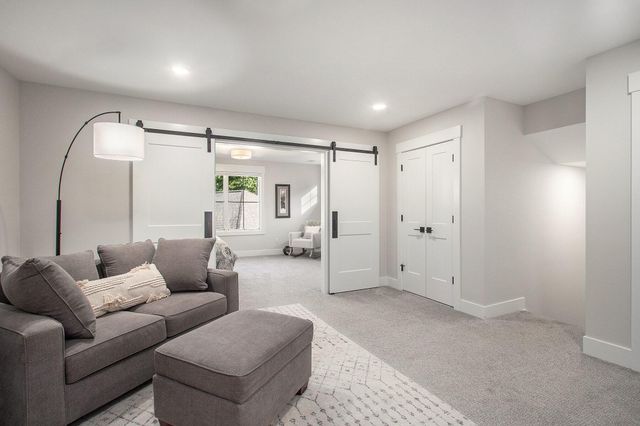 2025 Ottawa Beach Road, Park Twp, MI 49424