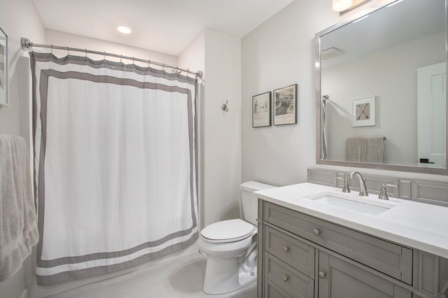 2025 Ottawa Beach Road, Park Twp, MI 49424