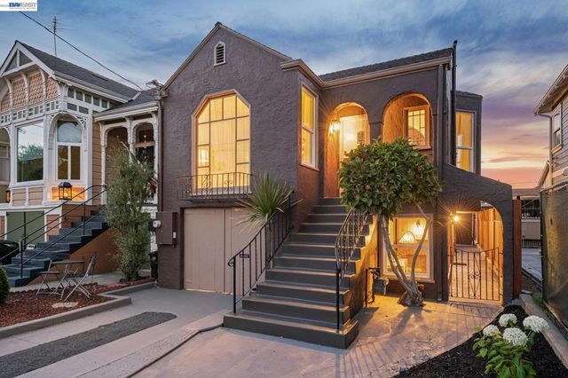 467 Santa Clara Ave, Alameda, CA 94501