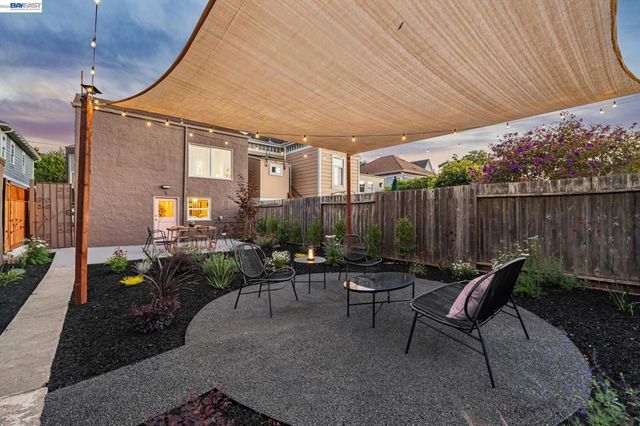 467 Santa Clara Ave, Alameda, CA 94501