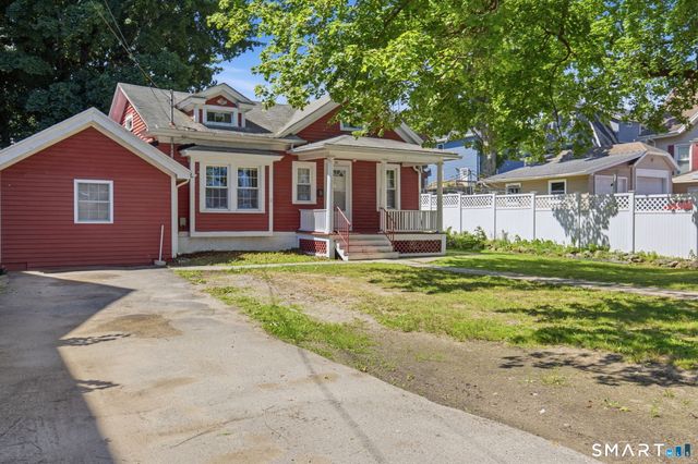 31 Amaryllis Avenue, Waterbury, CT 06710