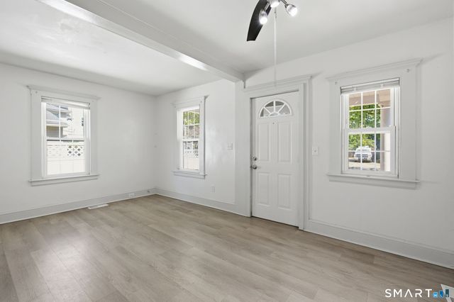 31 Amaryllis Avenue, Waterbury, CT 06710