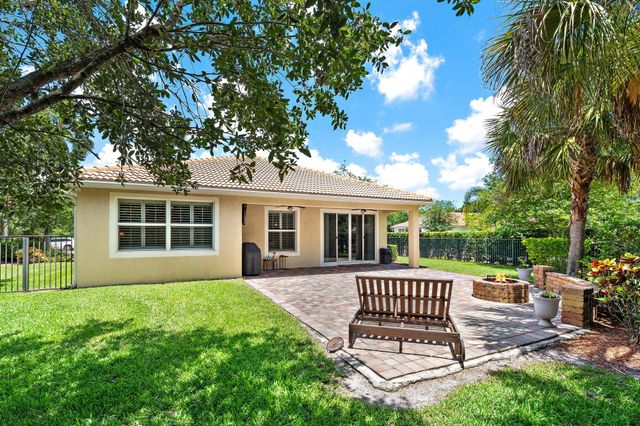 102 Crab Cay Way, Jupiter, FL 33458