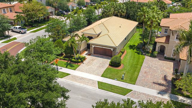 102 Crab Cay Way, Jupiter, FL 33458