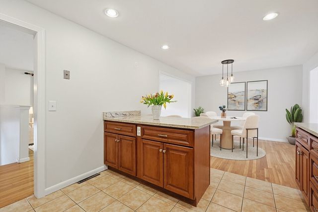 26 Beaver Brook, Sharon, MA 02067