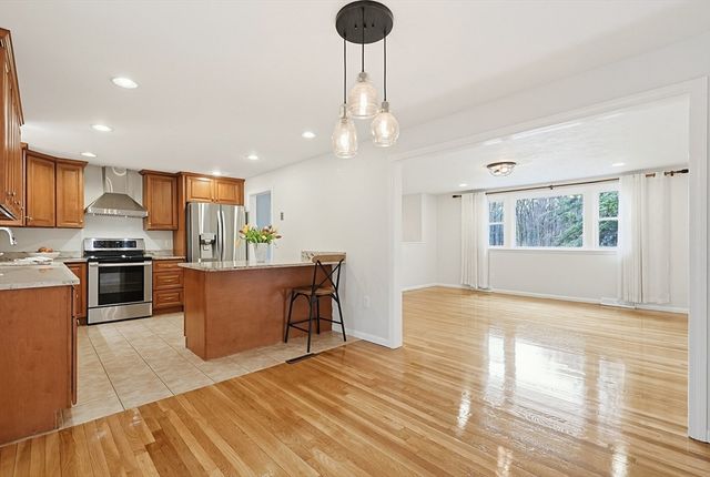 26 Beaver Brook, Sharon, MA 02067