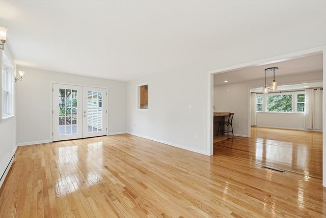 26 Beaver Brook, Sharon, MA 02067