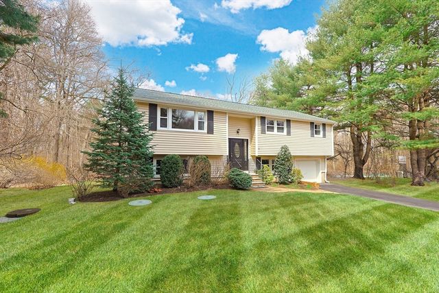 26 Beaver Brook, Sharon, MA 02067