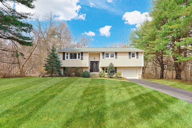 26 Beaver Brook, Sharon, MA 02067