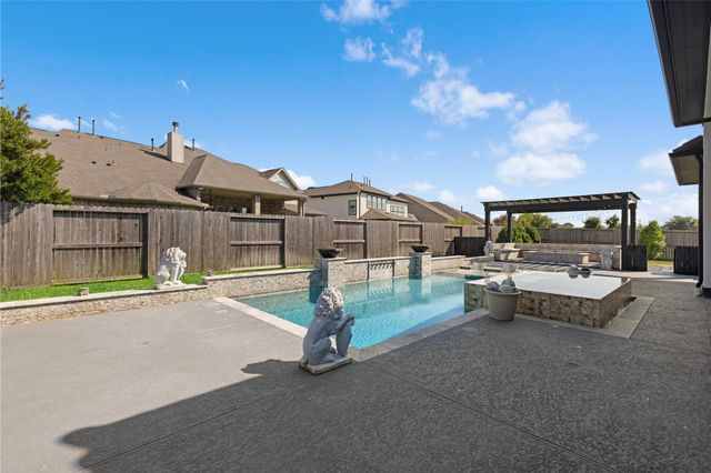 18011 Blue Ridge Shores Drive, Cypress, TX 77433