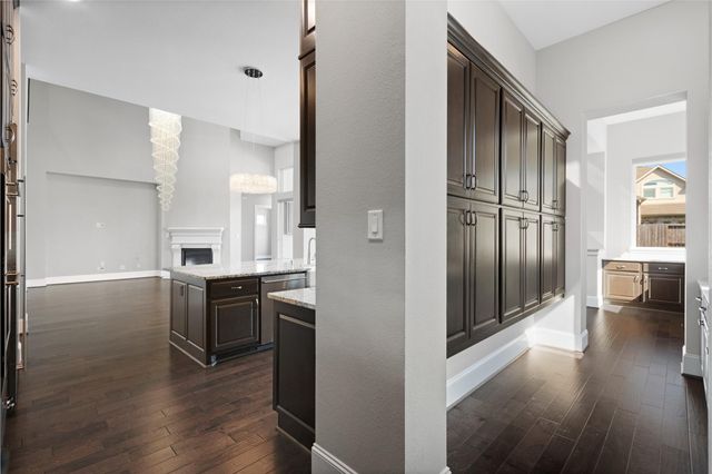 18011 Blue Ridge Shores Drive, Cypress, TX 77433