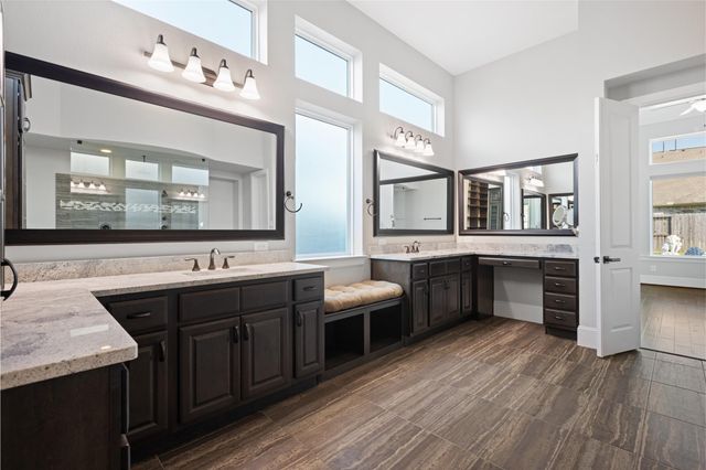 18011 Blue Ridge Shores Drive, Cypress, TX 77433