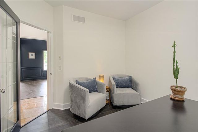 9129 Redbud Lane, Lenexa, KS 66220