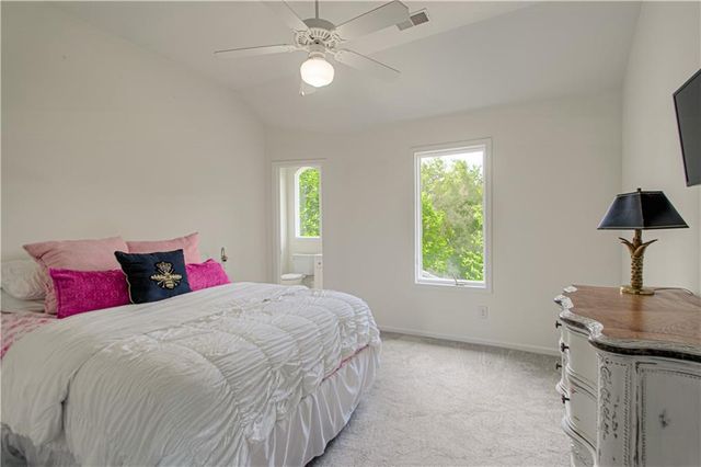 9129 Redbud Lane, Lenexa, KS 66220