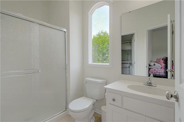 9129 Redbud Lane, Lenexa, KS 66220