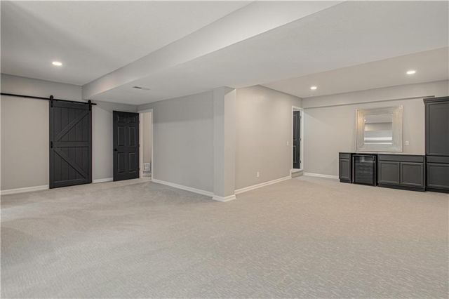 9129 Redbud Lane, Lenexa, KS 66220