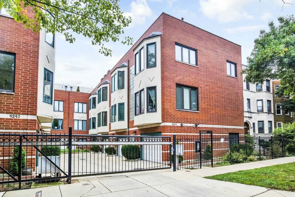 4240 N KENMORE Avenue 3N, Chicago, IL 60613 — exterior