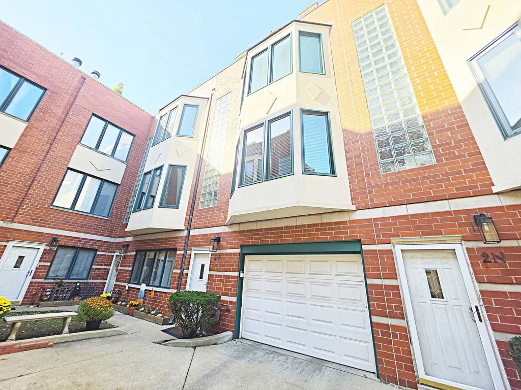 4240 N KENMORE Avenue 3N, Chicago, IL 60613 — photo 2
