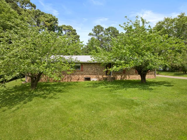 604 Kasling Street, Hughes Springs, TX 75656