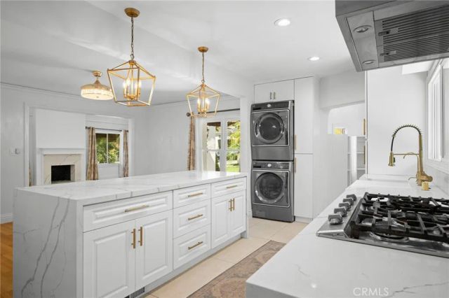 1020 Olmsted, Glendale, CA 91202