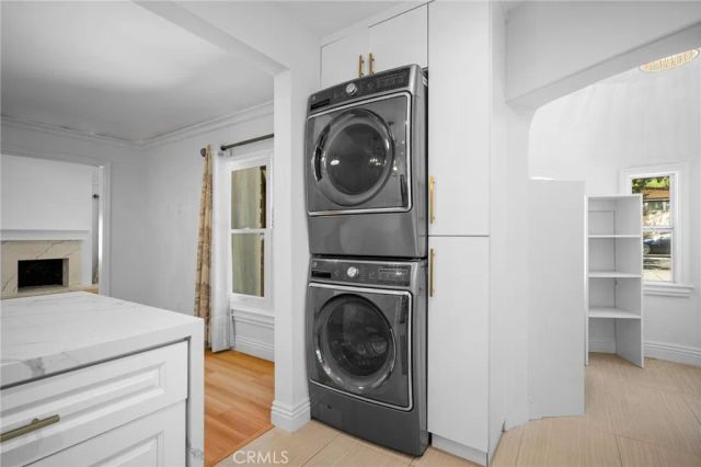 1020 Olmsted, Glendale, CA 91202