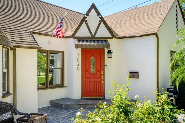 1020 Olmsted, Glendale, CA 91202