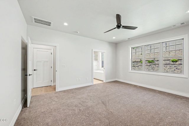 4019 Sunleaf Avenue, Medford, OR 97504