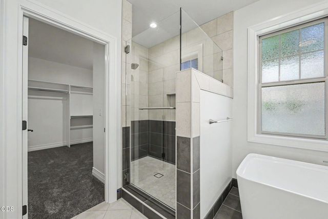 4019 Sunleaf Avenue, Medford, OR 97504