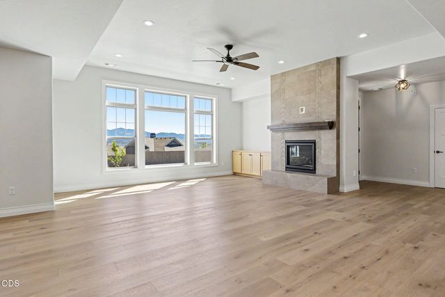 4019 Sunleaf Avenue, Medford, OR 97504