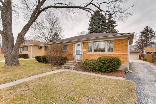 1810 W Lincoln Street, Mount Prospect, IL 60056
