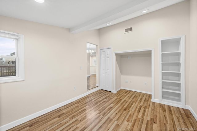 1091 Gardiner Drive, Bay Shore, NY 11706