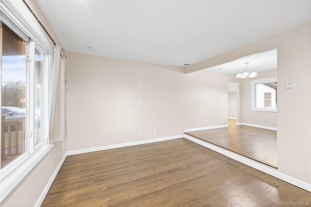 1091 Gardiner Drive, Bay Shore, NY 11706