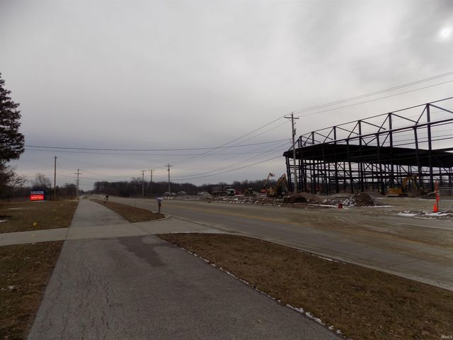 6240 Bass Road, Fort Wayne, IN 46818