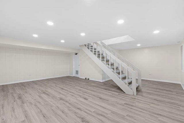 1571 Winnetka Road, Glenview, IL 60025