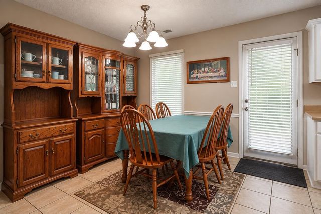 5170 OLD MEMPHIS RD, Brighton, TN 38011