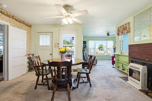 616 Lay RD, Lockhart, TX 78644